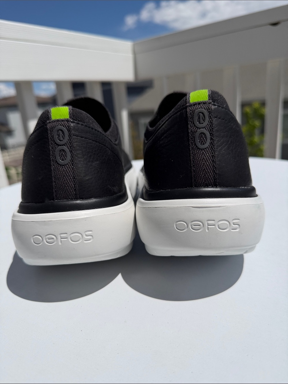 OOFOS Club+ Leather Slip-On Sneakers In Black/White-Sz 10 - Picture 4 of 14